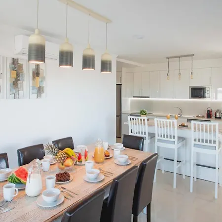 Vista Reina - Luxury 6 Bedroom - Heated Pool- Views - Pool Table - Vista Lobos - بلايا بلانكا