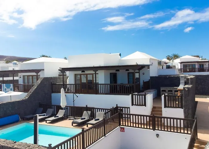 Vista Reina - Luxury 6 Bedroom - Heated Pool- Views - Pool Table - Vista Lobos - * 플라야블랑카