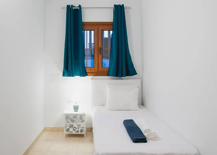 Vista Reina - Luxury 6 Bedroom - Heated Pool- Views - Pool Table - Vista Lobos - 빌라 플라야블랑카